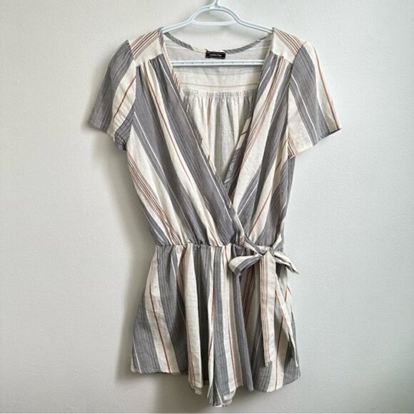 LOVELY Day Striped Tie Waist Faux Wrap Romper small - Picture 2 of 8
